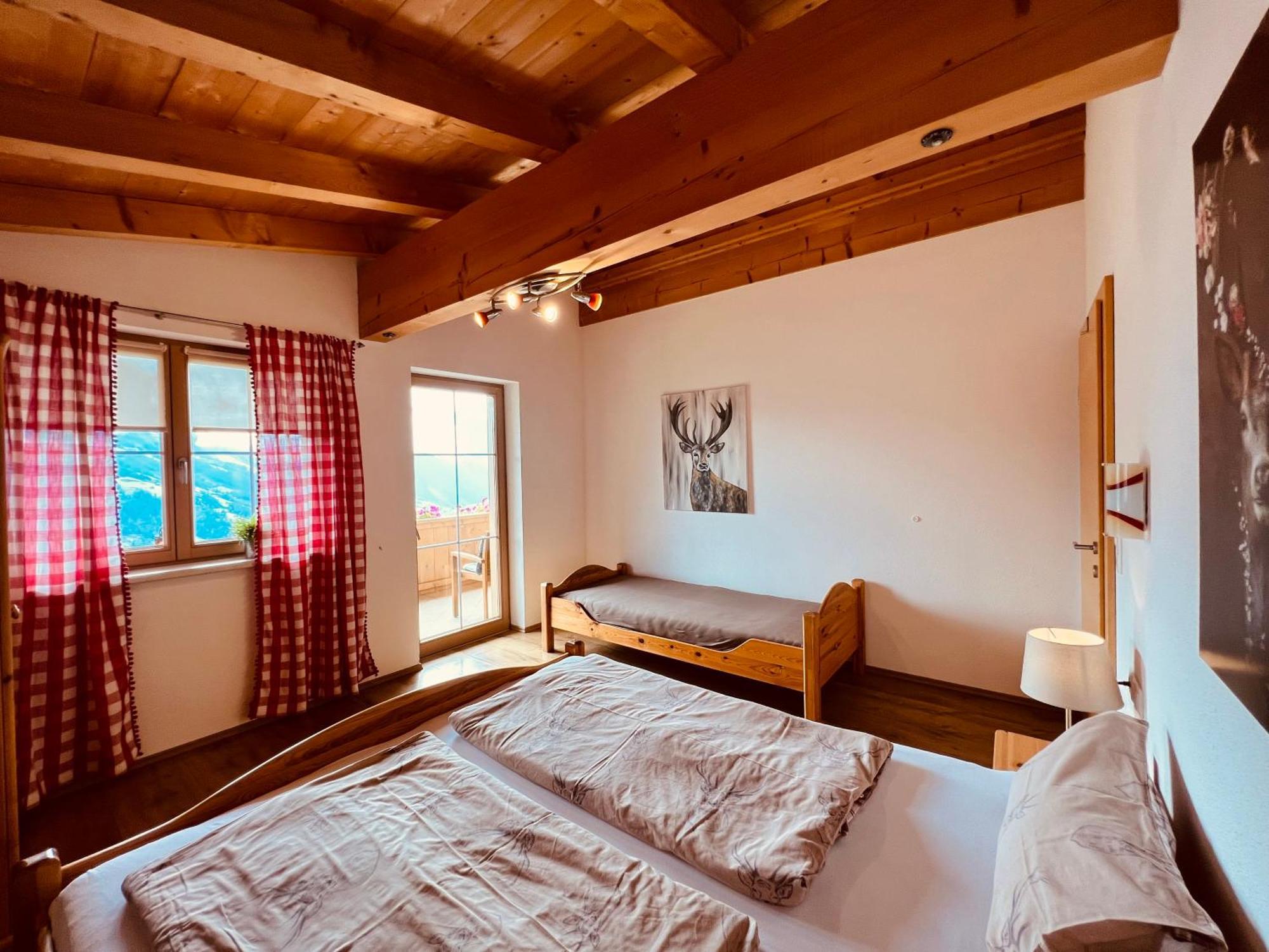Ferienhaus Zillertal Panorama Blick Balkon Sauna Zellberg Exterior foto